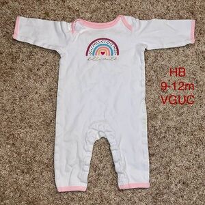 HB Long-Sleeved 9-12m body suit onesie